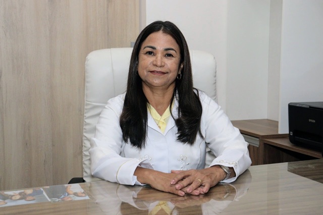 Dra. Erenildes S. Menezes